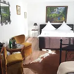 Frühstückspension Royal 3*
